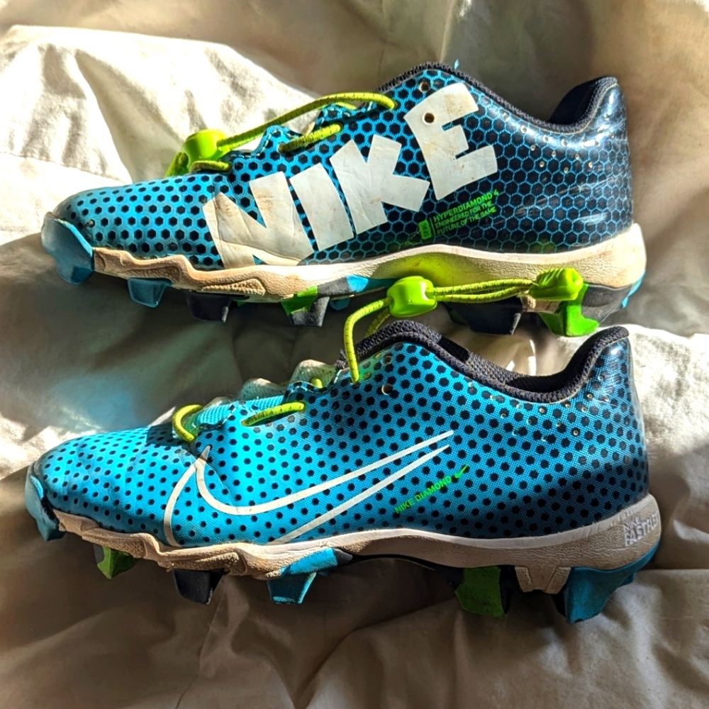 Girls Nike Softball Cleats - Used 1 Season